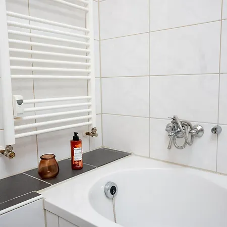 Serviceroom24 - 3 In Wlan - Smart-tv - 24-7 Check-in Und Kueche