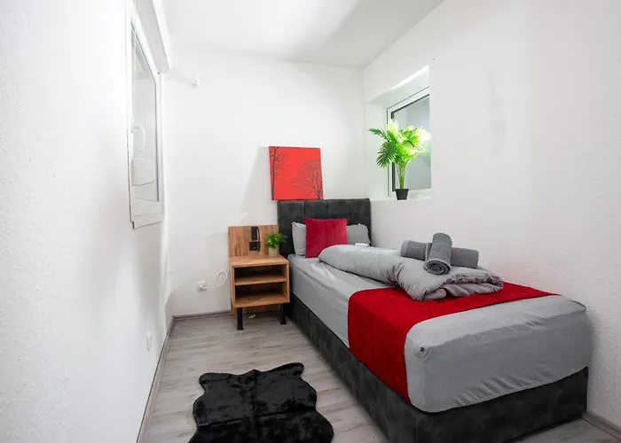 Serviceroom24 - 3 In Wlan - Smart-tv - 24-7 Check-in Und Kueche